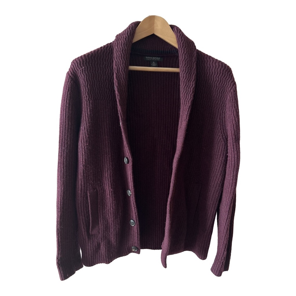 Banana Republic Men’s burgundy cardigan